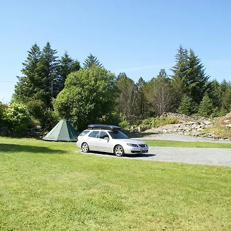 Skudenes Holiday park 2*